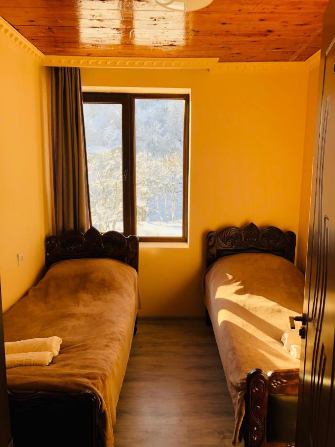 River Side Svaneti Местия Екстериор снимка